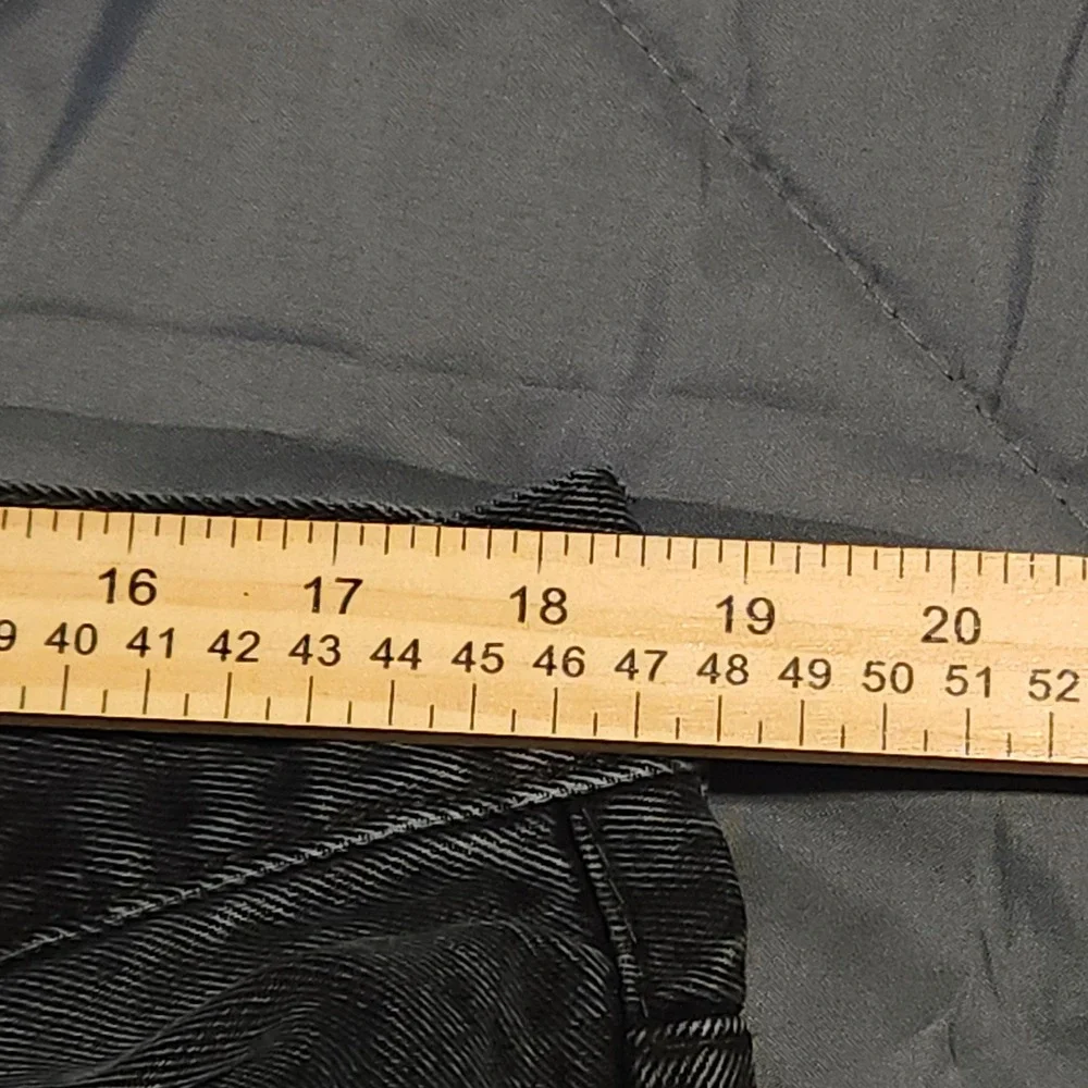 Levi's 550 Men's Jeans 38x34 Actual 37x32.5 Relaxed Fit Black 100% Cotton